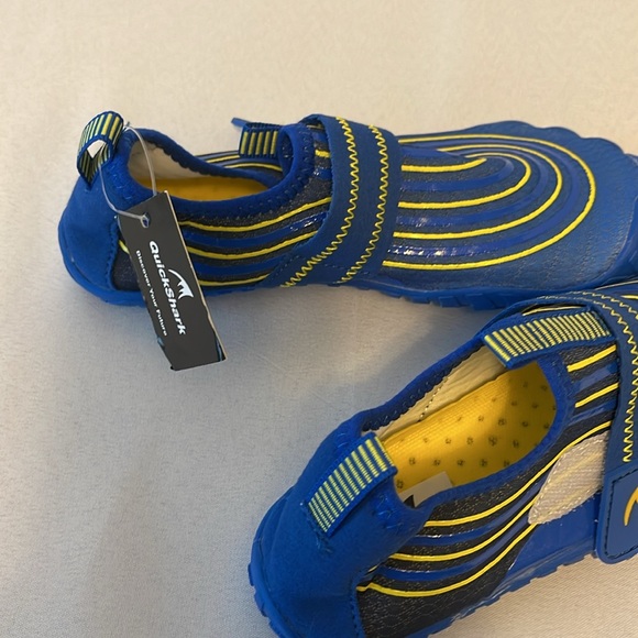Boy QuickShark water shoes - Picture 5 of 8